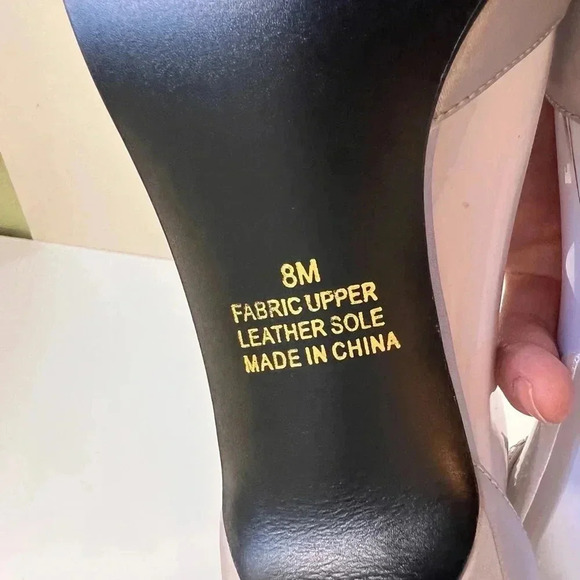 New in box Women's Colorifics Sandals, Silver, Size 8 M - Picture 12 of 15